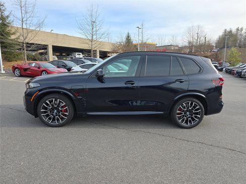 Certified 2026 BMW X5 xDrive50e w/ Executive Package image 8
