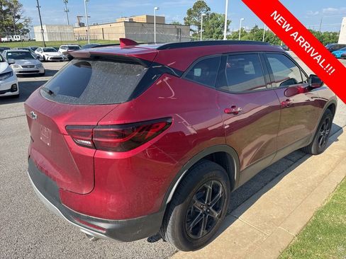 Used 2025 Chevrolet Blazer LT w/ Midnight/Sport Edition FWD image 4
