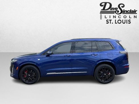 Used 2023 Cadillac XT6 Sport w/ Platinum Package AWD/4WD image 6