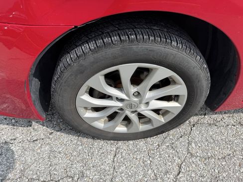Used 2018 Nissan Sentra SV FWD image 9