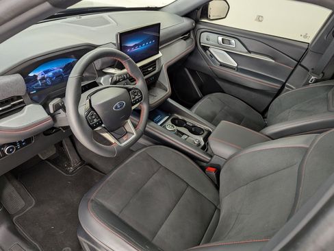 Used 2025 Ford Explorer ST w/ Sun And Sound Package image 4