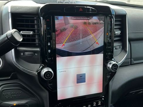 Used 2025 RAM 2500 Laramie image 26