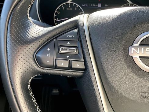 Used 2023 Nissan Maxima Platinum FWD image 11
