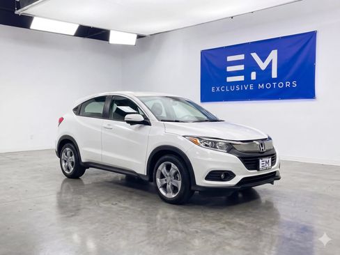 Used 2022 Honda HR-V LX image 1