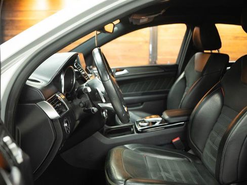 Used 2019 Mercedes-Benz GLE 43 AMG 4MATIC Coupe image 9