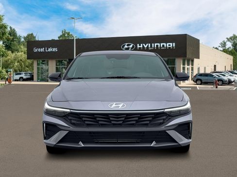 New 2026 Hyundai Elantra Sport image 12