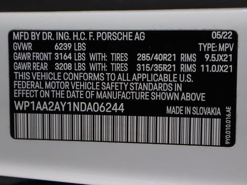 Used 2022 Porsche Cayenne Platinum Edition AWD/4WD image 50