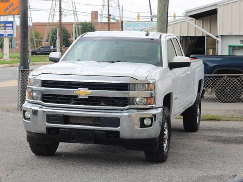 Used 2017 Chevrolet Silverado 2500 LT w/ All Star Edition AWD/4WD image 3