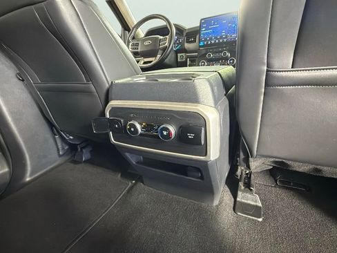 Used 2024 Ford Expedition Max XLT image 34