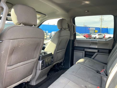 Used 2019 Ford F150 XLT w/ Equipment Group 302A Luxury AWD/4WD image 14