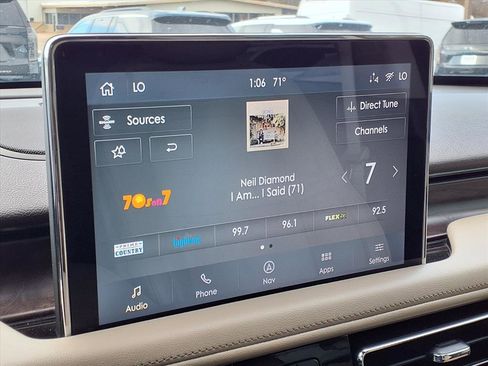 Used 2020 Lincoln Aviator Reserve w/ Equipment Group 201A image 7