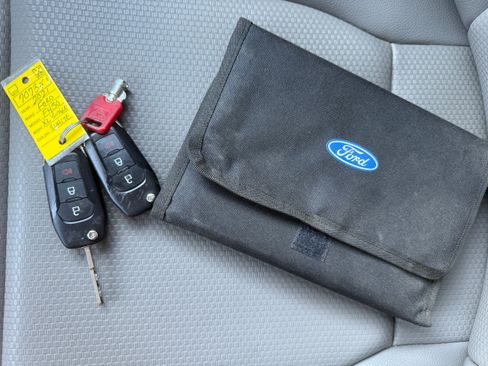 Used 2021 Ford F450 XL w/ Power Equipment Group image 17