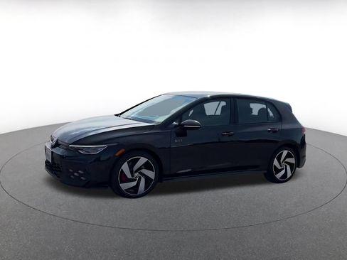 Used 2026 Volkswagen Golf S FWD image 8
