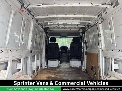 Used 2016 Mercedes-Benz Sprinter 2500 image 17