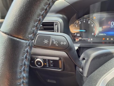 Used 2023 Ford Explorer XLT w/ Equipment Group 202A RWD image 18