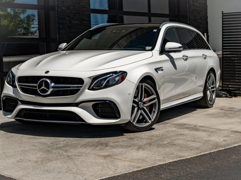 Used 2018 Mercedes-Benz E 63 AMG S image 5