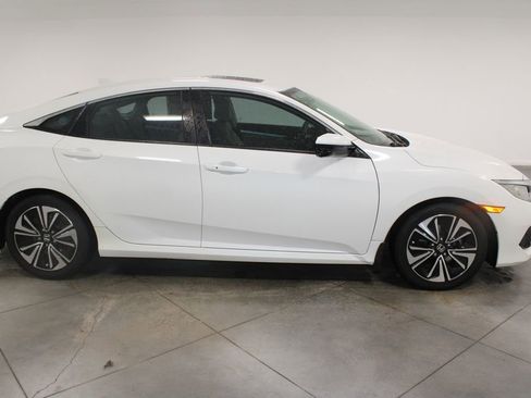 Used 2017 Honda Civic EX-L image 11
