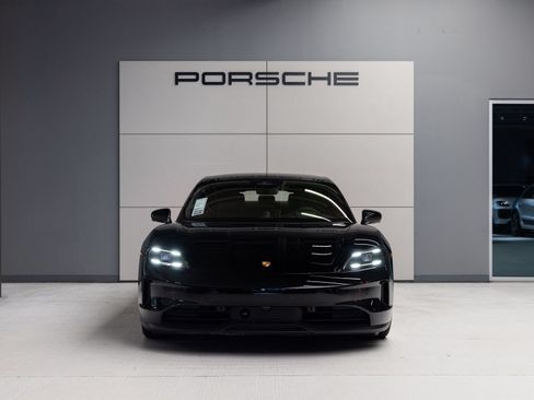 Used 2026 Porsche Taycan RWD image 10