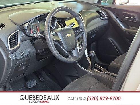 Used 2017 Chevrolet Trax LS FWD image 10