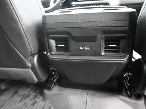 Used 2025 Chevrolet Silverado 2500 LT AWD/4WD image 12