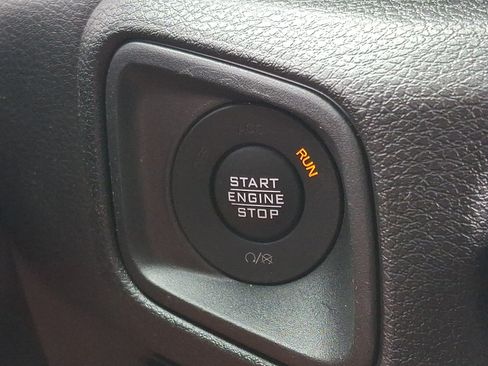 Certified 2026 Jeep Wrangler Unlimited Sport AWD/4WD image 25