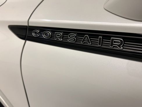 New 2026 Lincoln Corsair Reserve w/ Jet Appearance Package image 39