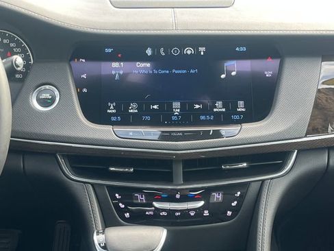 Used 2017 Cadillac CT6 Luxury AWD/4WD image 21