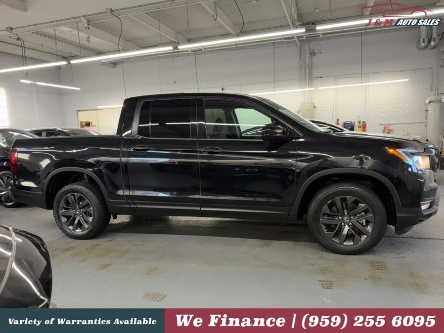 Used 2023 Honda Ridgeline Sport image 6