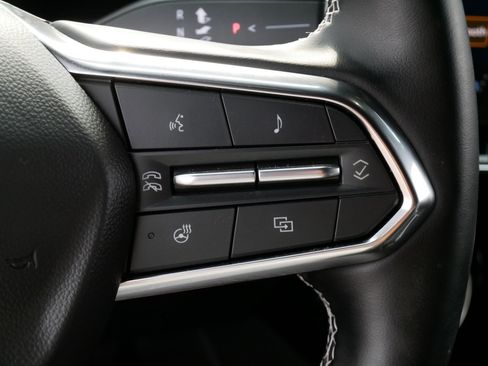 Used 2024 Chevrolet Blazer EV LT AWD/4WD image 25