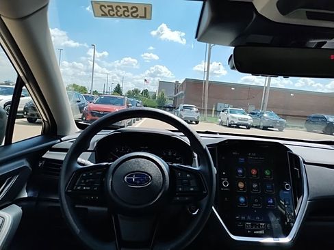 Certified 2025 Subaru Crosstrek 2.0i Premium image 22