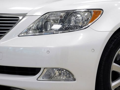 Used 2008 Lexus LS 460 image 18