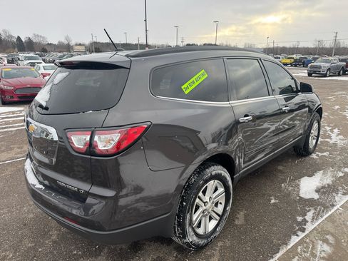 Used 2014 Chevrolet Traverse LT image 5