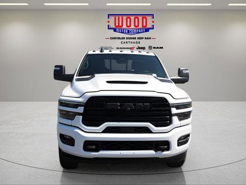 New 2026 RAM 2500 Laramie AWD/4WD image 9