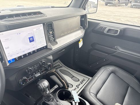 New 2025 Ford Bronco Badlands AWD/4WD image 23