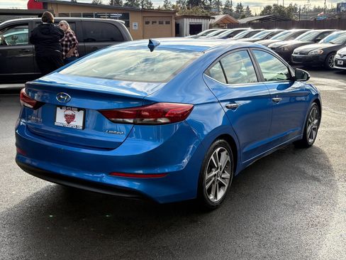 Used 2017 Hyundai Elantra Limited image 7