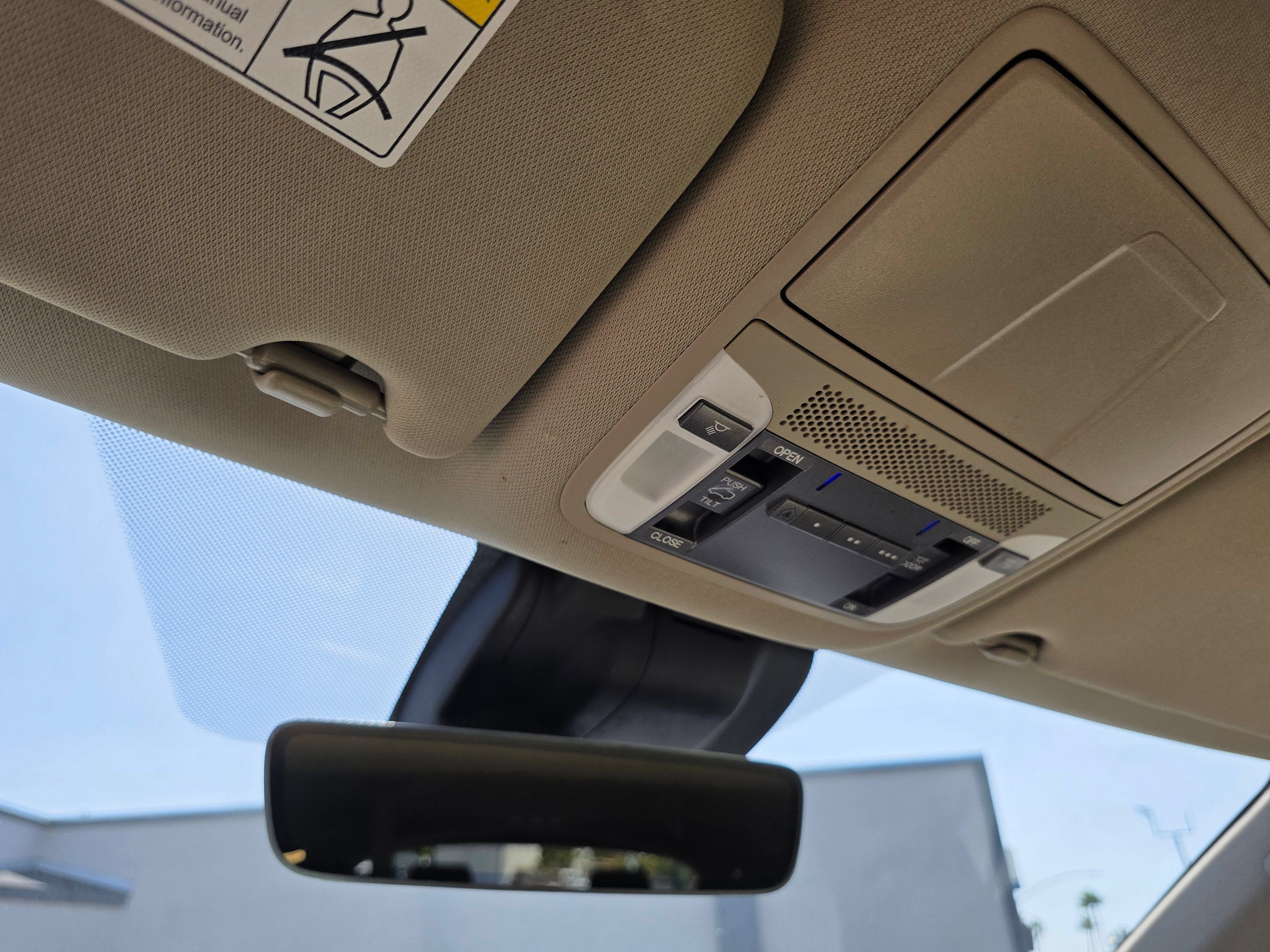 Used 2018 Acura MDX FWD image 37