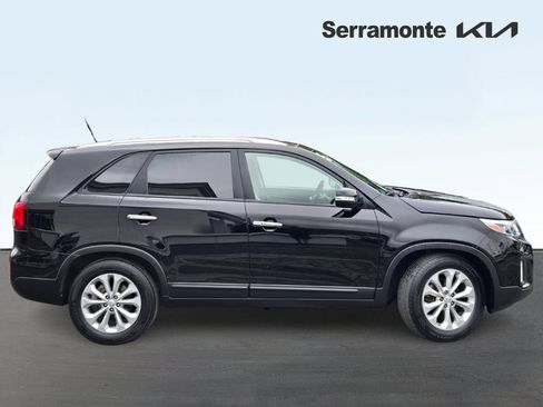 Used 2015 Kia Sorento EX w/ EX V6 Touring Package FWD image 3