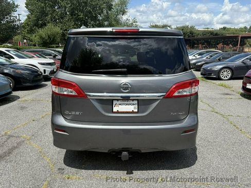 Used 2016 Nissan Quest Platinum w/ Tow Package FWD image 9