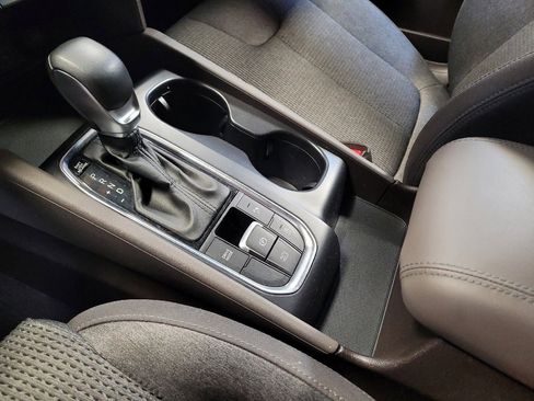 Used 2019 Hyundai Santa Fe SEL FWD image 26