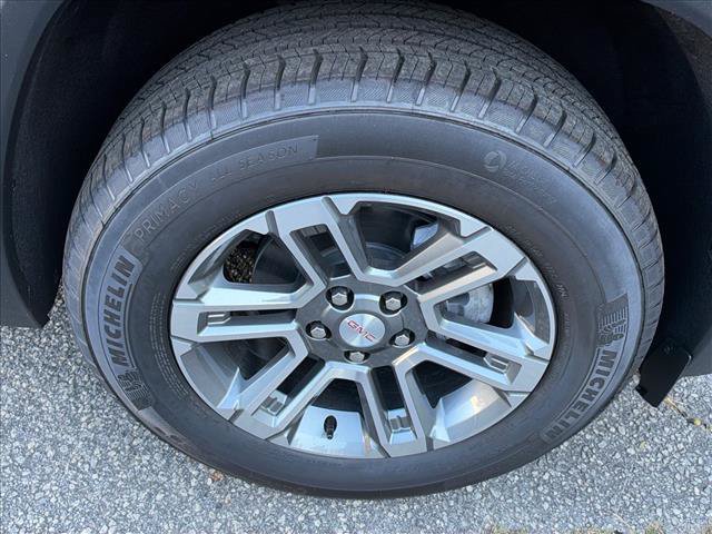 New 2027 GMC Terrain Elevation w/ LPO, Floor Liner Package FWD image 14