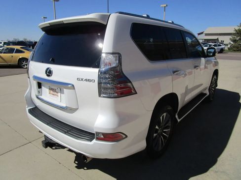 Used 2021 Lexus GX 460 Luxury w/ Off Road Package AWD/4WD image 7