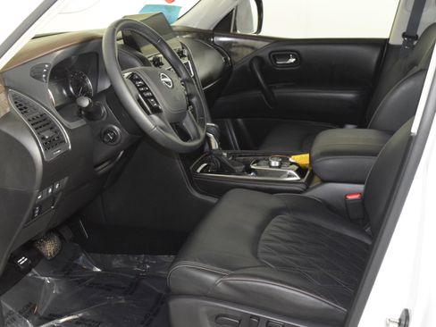 Used 2022 Nissan Armada Platinum w/ Captain's Chairs Package image 32