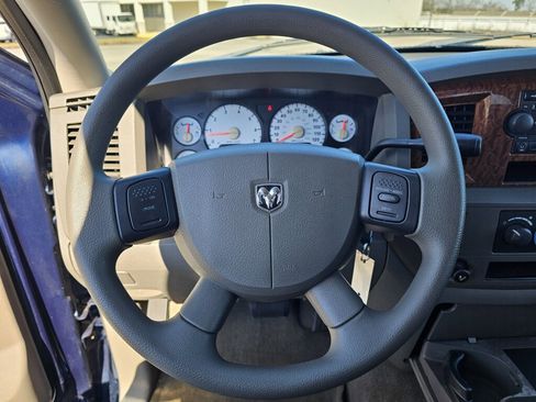 Used 2006 Dodge Ram 1500 Truck SLT image 22