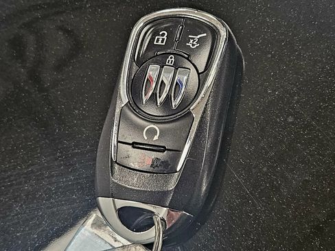 Used 2024 Buick Envista Preferred w/ Convenience I Package image 44