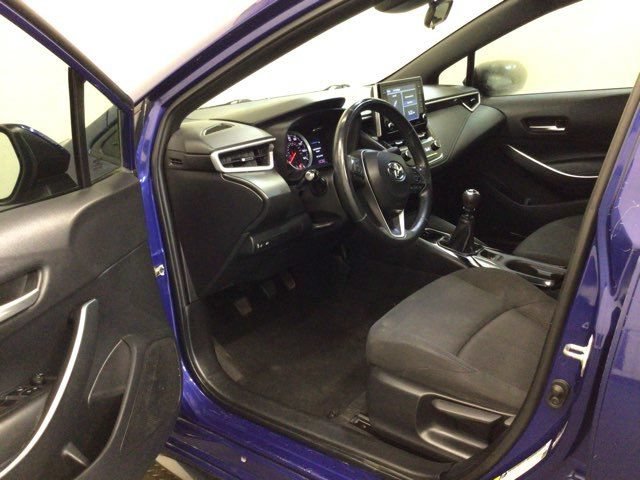 Used 2021 Toyota Corolla SE FWD image 8