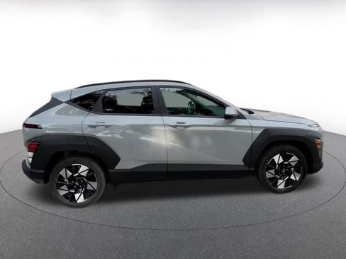 Used 2025 Hyundai Kona SEL image 16