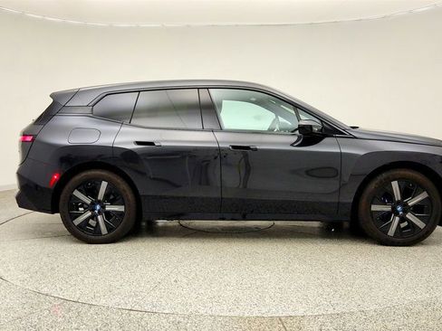 Used 2025 BMW iX xDrive50 AWD/4WD image 4