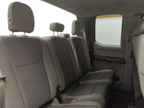 Used 2016 Ford F150 XL w/ Equipment Group 101A Mid RWD image 19