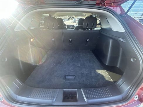 Used 2025 Chevrolet Trax LS image 28