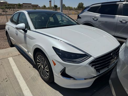 Used 2021 Hyundai Sonata Limited FWD image 5